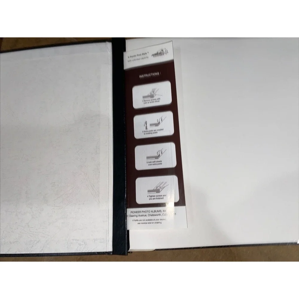 Pioneer Deluxe Memory Black Scrapbook Album 25 Sheets Style SB-700